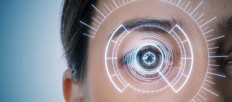 Akıllı Lens Ameliyatı Sonrası Bulanık Görme