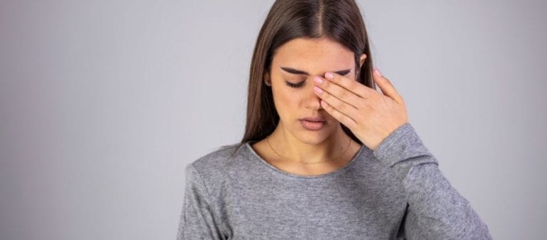 Göz Ağrısı Neden Olur? Göz Ağrısına Ne İyi Gelir?