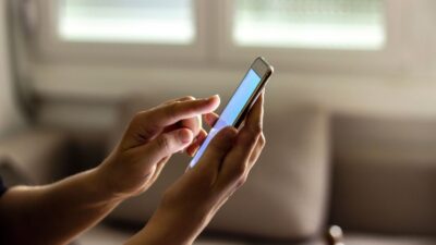 Cep Telefonlari Gozu Bozar Mi Cep Telefonları Gözü Bozar Mı?
